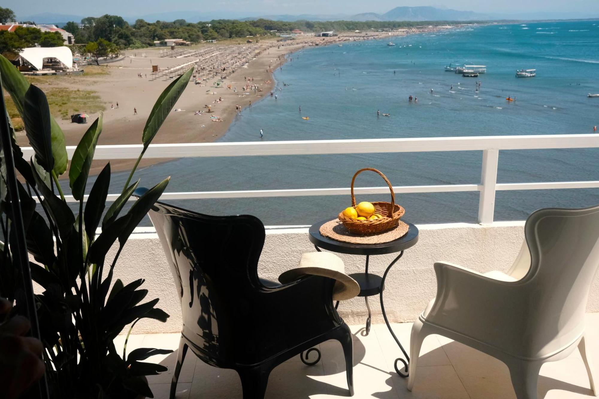 Palastura Apartments Ulcinj Ngoại thất bức ảnh