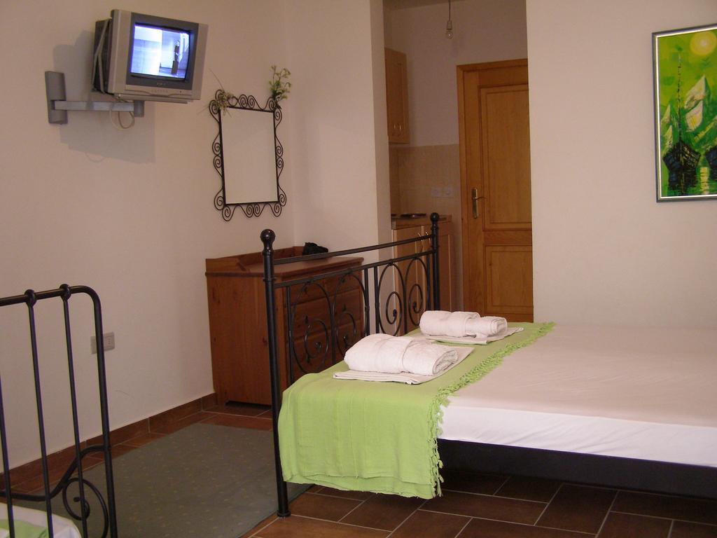 Palastura Apartments Ulcinj Phòng bức ảnh
