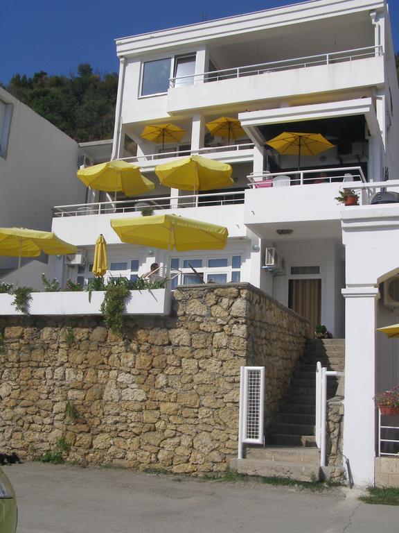 Palastura Apartments Ulcinj Ngoại thất bức ảnh